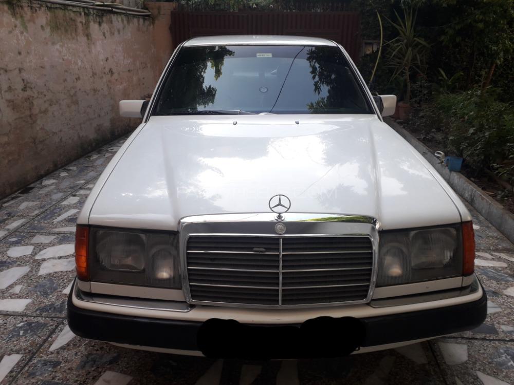 Mercedes Benz 200 D 1990 for Sale in Rawalpindi Mercedes Benz 200 D 1990 for Sale in Rawalpindi Image-5
