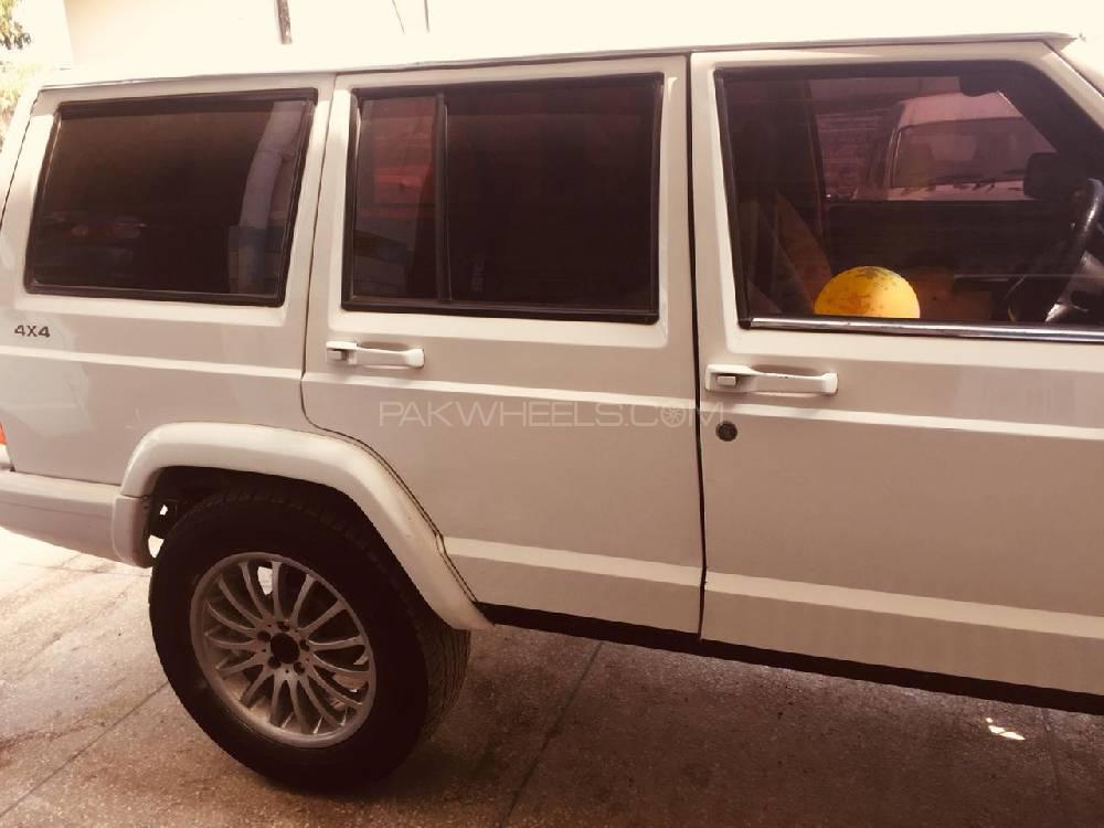 جیپ چیروکی 1997 for Sale in اسلام آباد جیپ چیروکی 1997 for Sale in اسلام آباد Image-5