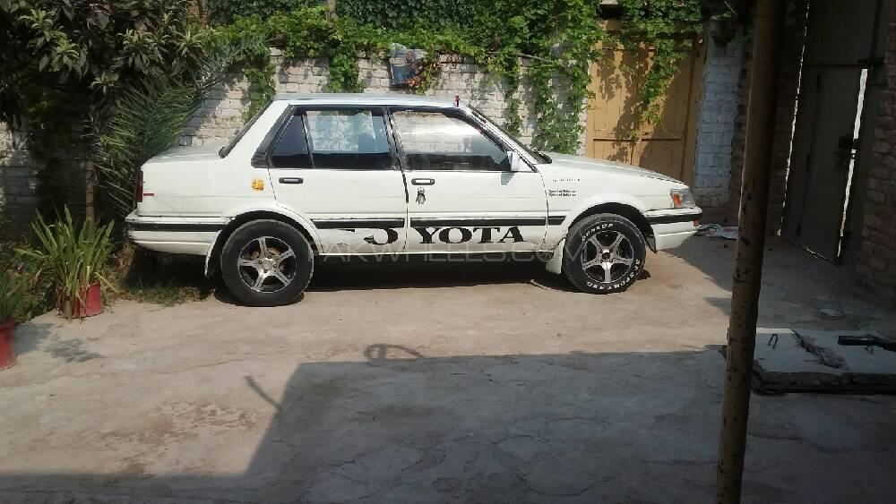 Toyota Corolla 1983 for Sale in Peshawar Image-1