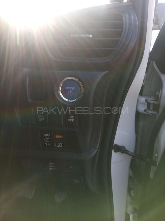 ٹویوٹا نوح 2015 for Sale in گجرانوالہ ٹویوٹا نوح 2015 for Sale in گجرانوالہ Image-10