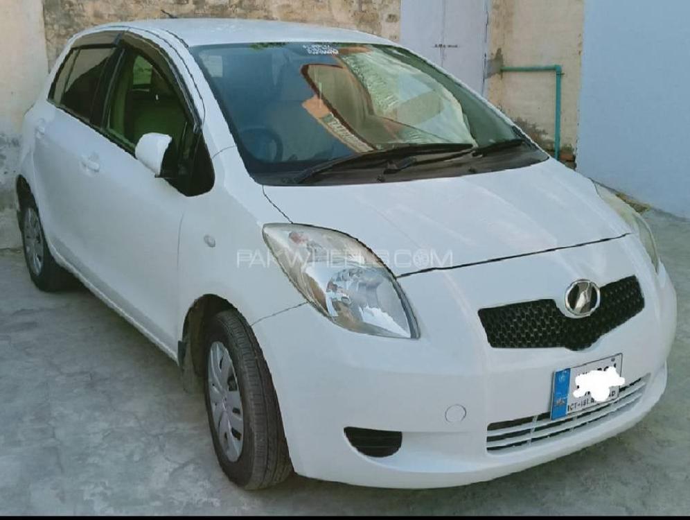 Toyota Vitz 2007 for Sale in Islamabad Image-1