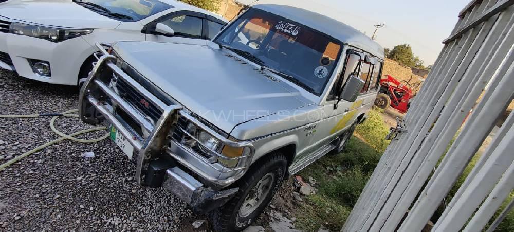 مٹسوبیشی پجیرو 1989 for Sale in پشاور مٹسوبیشی پجیرو 1989 for Sale in پشاور Image-5