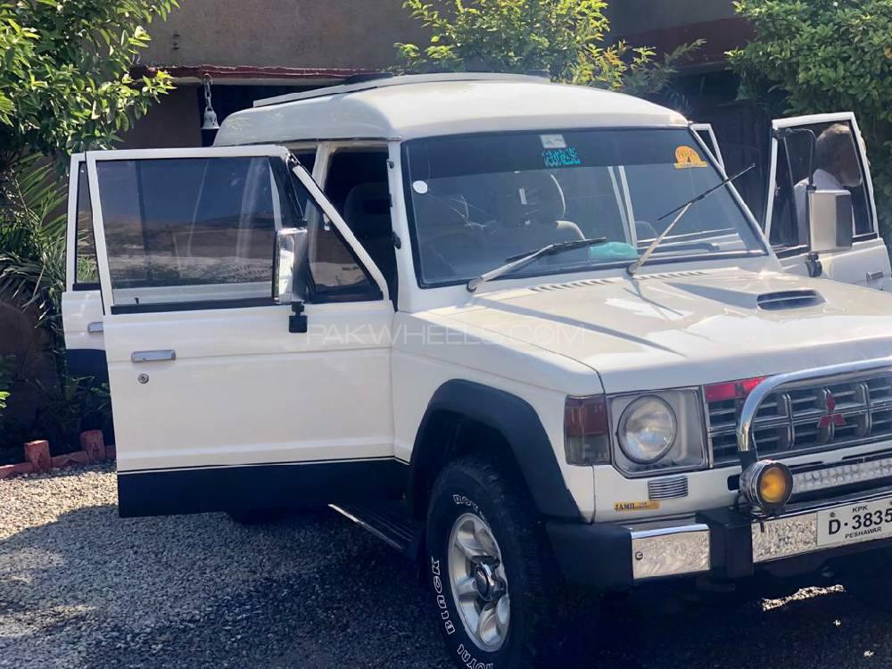 مٹسوبیشی پجیرو 1992 for Sale in پشاور Image-1