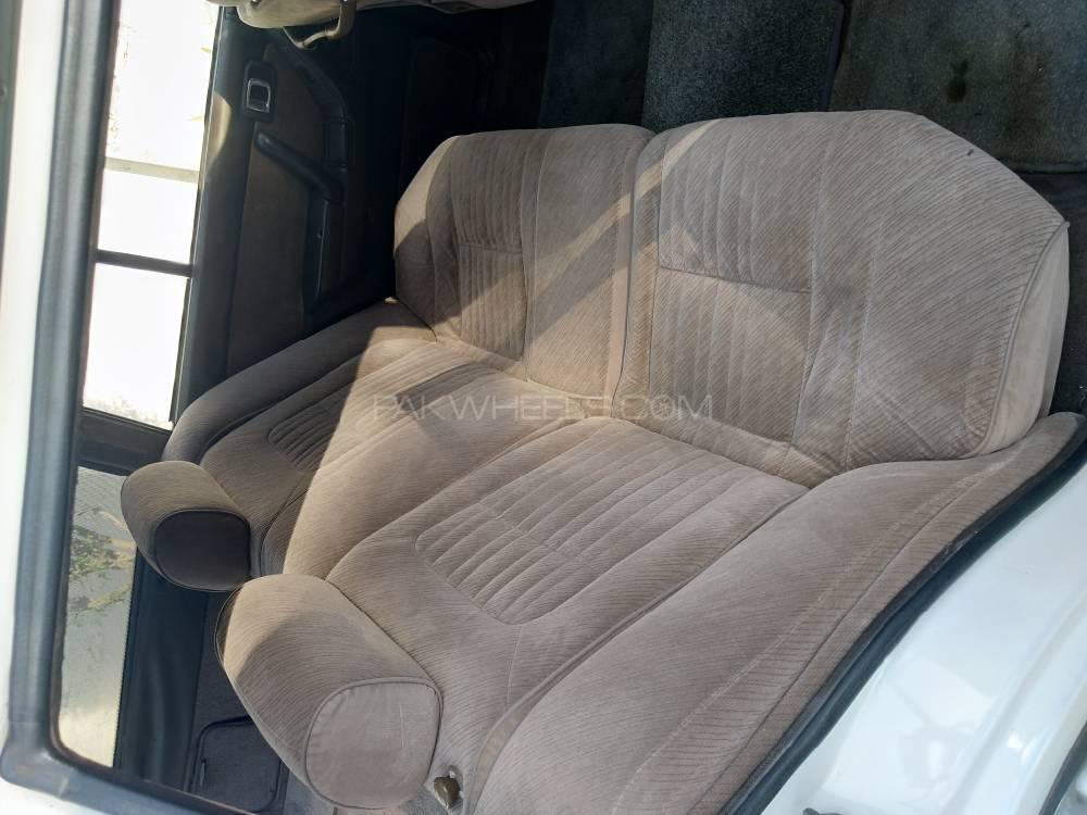 ٹویوٹا کراؤن 1988 for Sale in بہاولپور ٹویوٹا کراؤن 1988 for Sale in بہاولپور Image-10