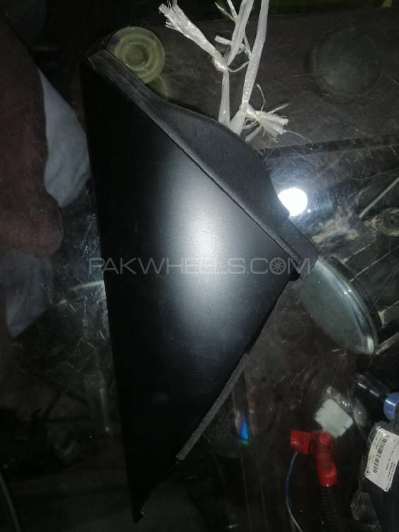 suzuki swift front pillor corner (triangle) Image-1