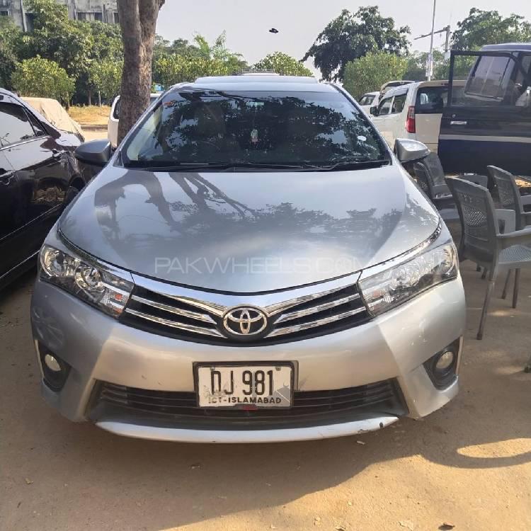 Toyota Corolla 2015 for Sale in Islamabad Image-1