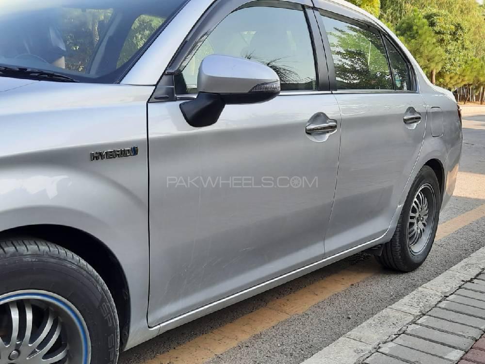 Toyota Corolla Axio 2013 for Sale in Islamabad Toyota Corolla Axio 2013 for Sale in Islamabad Image-10