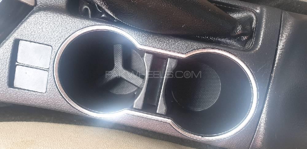 Toyota Corolla 2016 for Sale in Peshawar Toyota Corolla 2016 for Sale in Peshawar Image-10