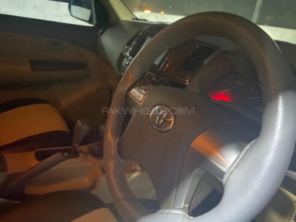 Toyota Hilux 2013 for Sale in Gujranwala Toyota Hilux 2013 for Sale in Gujranwala Image-14