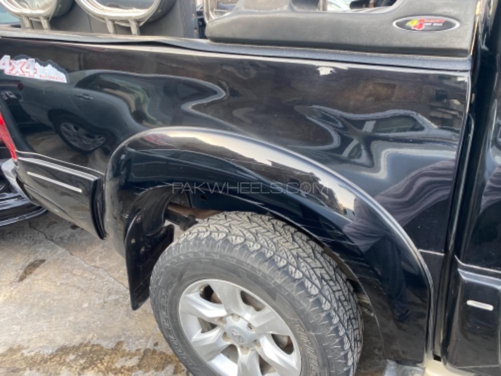 Toyota Hilux 2013 for Sale in Gujranwala Toyota Hilux 2013 for Sale in Gujranwala Image-5