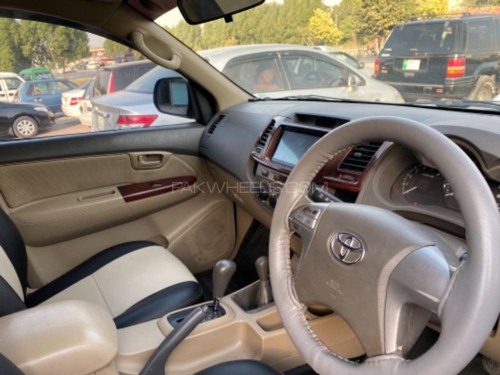 Toyota Hilux 2013 for Sale in Gujranwala Toyota Hilux 2013 for Sale in Gujranwala Image-3