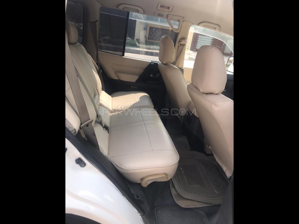 Mitsubishi Pajero 2005 for Sale in Islamabad Mitsubishi Pajero 2005 for Sale in Islamabad Image-6