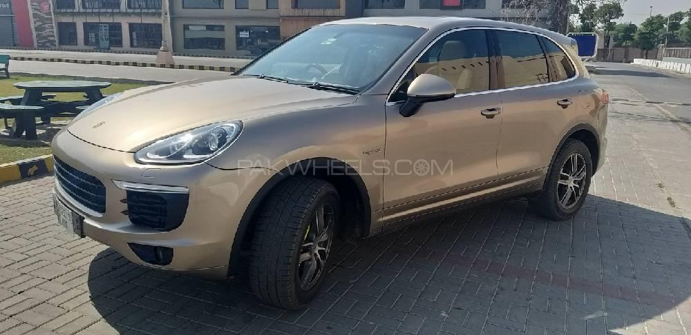 Porsche Cayenne 2015 for Sale in Lahore Image-1