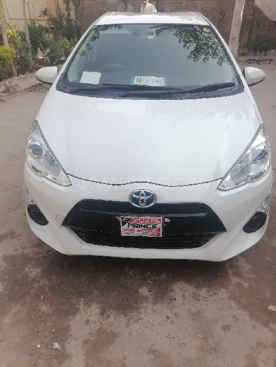 Toyota Aqua 2015 for Sale in Peshawar Toyota Aqua 2015 for Sale in Peshawar Image-3