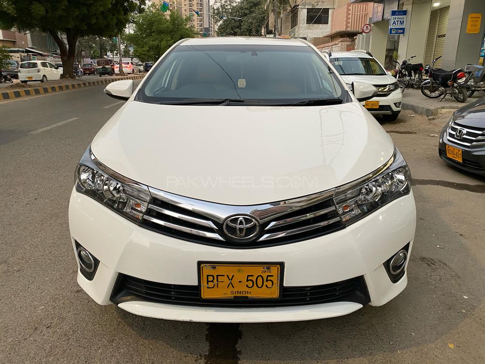 Toyota Corolla 2016 for Sale in Karachi Image-1