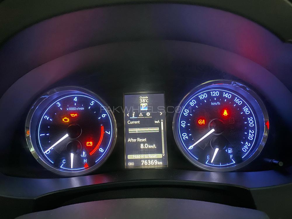 Toyota Corolla 2016 for Sale in Karachi Toyota Corolla 2016 for Sale in Karachi Image-16