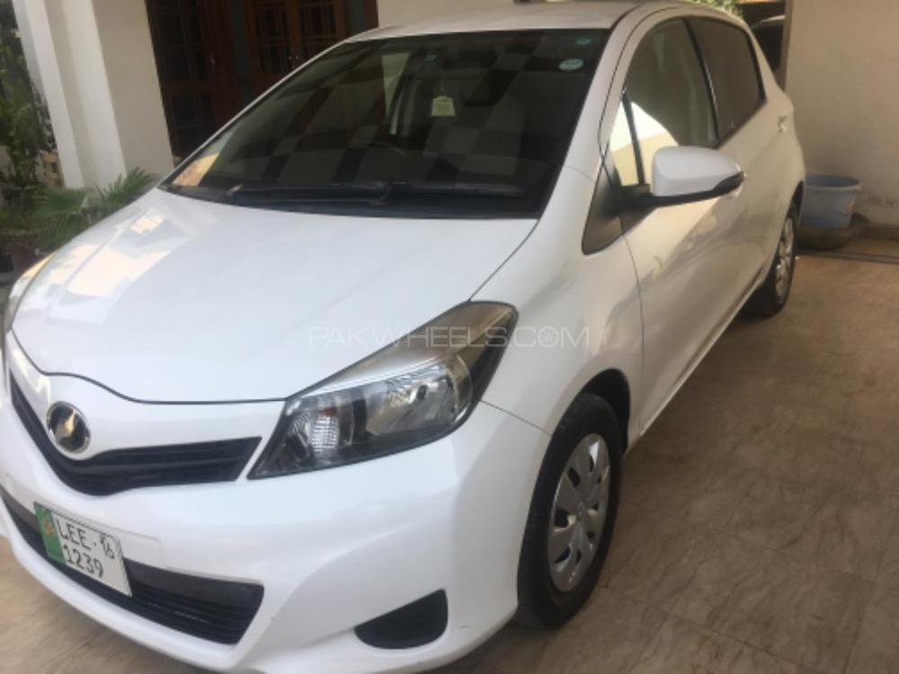 Toyota Vitz 2012 for Sale in Sahiwal Toyota Vitz 2012 for Sale in Sahiwal Image-4
