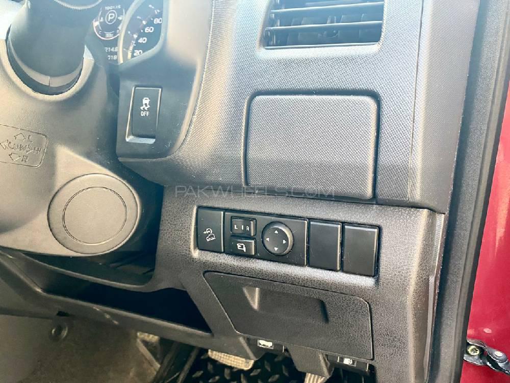 Isuzu D-Max 2019 for Sale in Karachi Isuzu D-Max 2019 for Sale in Karachi Image-4