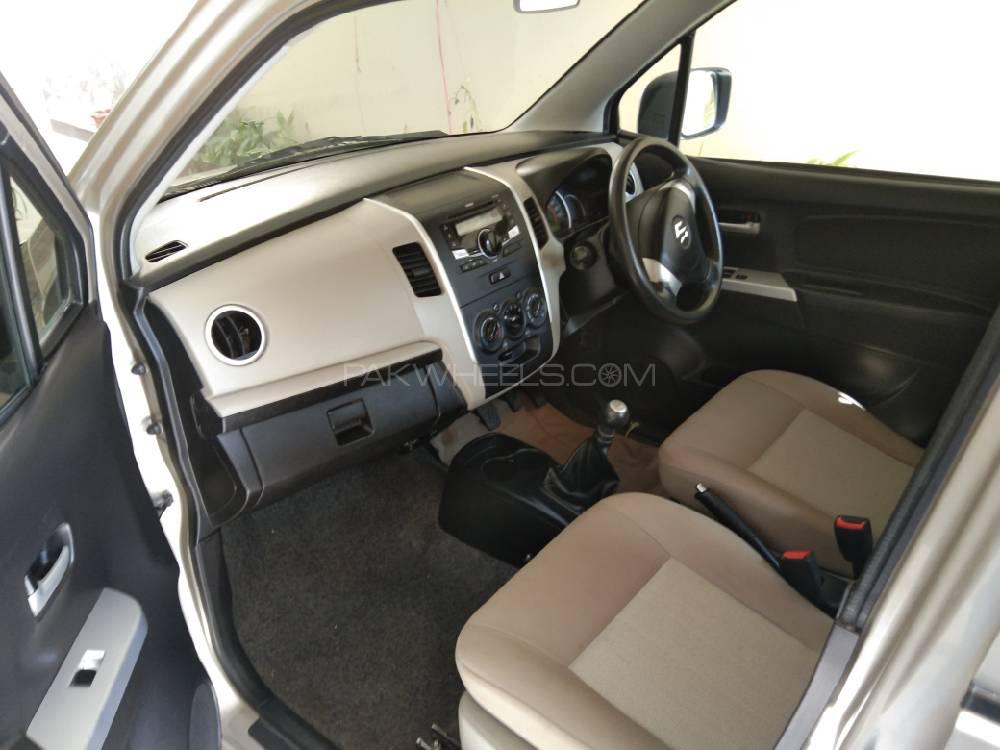 Suzuki Wagon R 2017 for Sale in Bahawalpur Suzuki Wagon R 2017 for Sale in Bahawalpur Image-8
