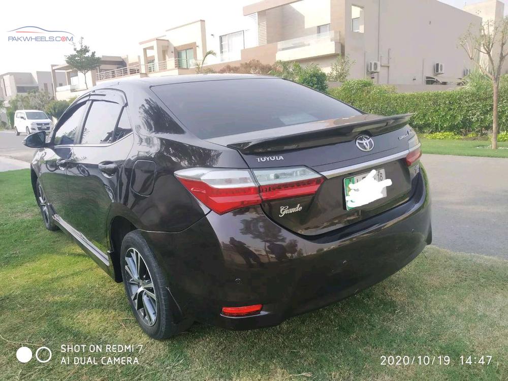 Toyota Corolla 2018 for Sale in Lahore Toyota Corolla 2018 for Sale in Lahore Image-6