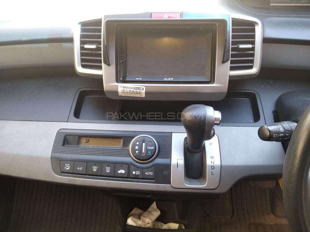 Honda Freed 2012 for Sale in Karachi Honda Freed 2012 for Sale in Karachi Image-5