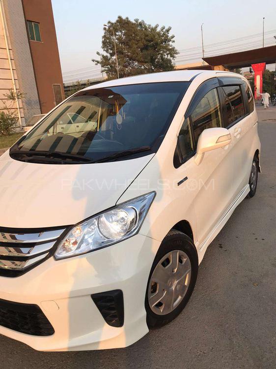Honda Freed 2014 for Sale in Rawalpindi Image-1