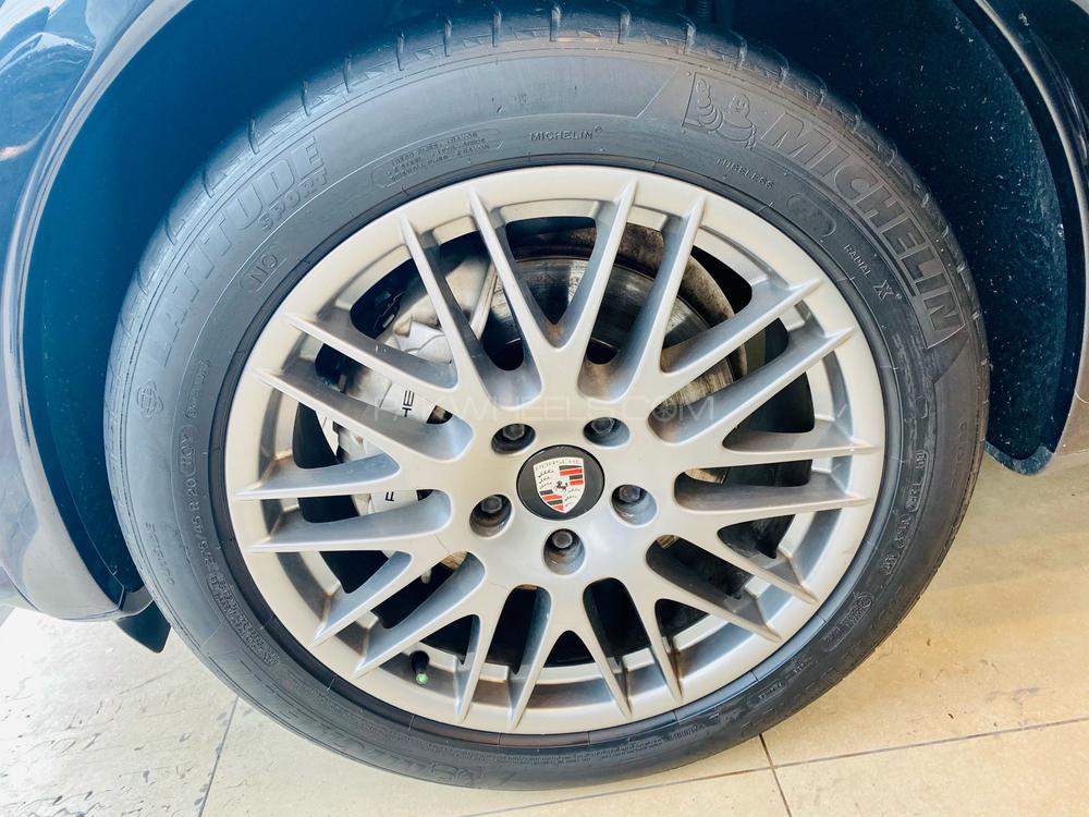 Porsche Cayenne 2013 for Sale in Lahore Porsche Cayenne 2013 for Sale in Lahore Image-17