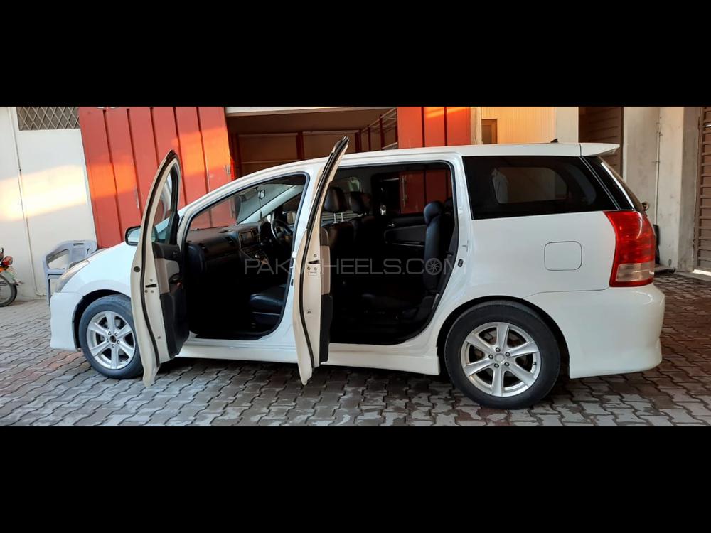 Toyota Wish 2007 for Sale in Sialkot Toyota Wish 2007 for Sale in Sialkot Image-6