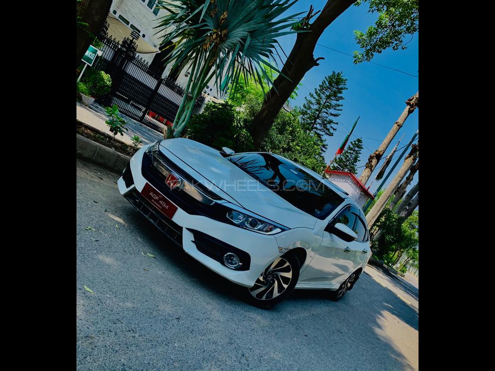 Honda Civic 2017 for Sale in Peshawar Image-1