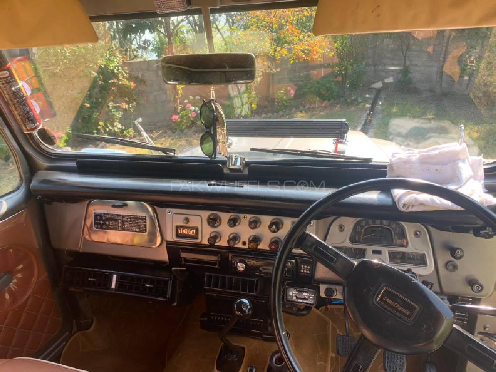 Toyota Land Cruiser 1983 for Sale in Mansehra Toyota Land Cruiser 1983 for Sale in Mansehra Image-12