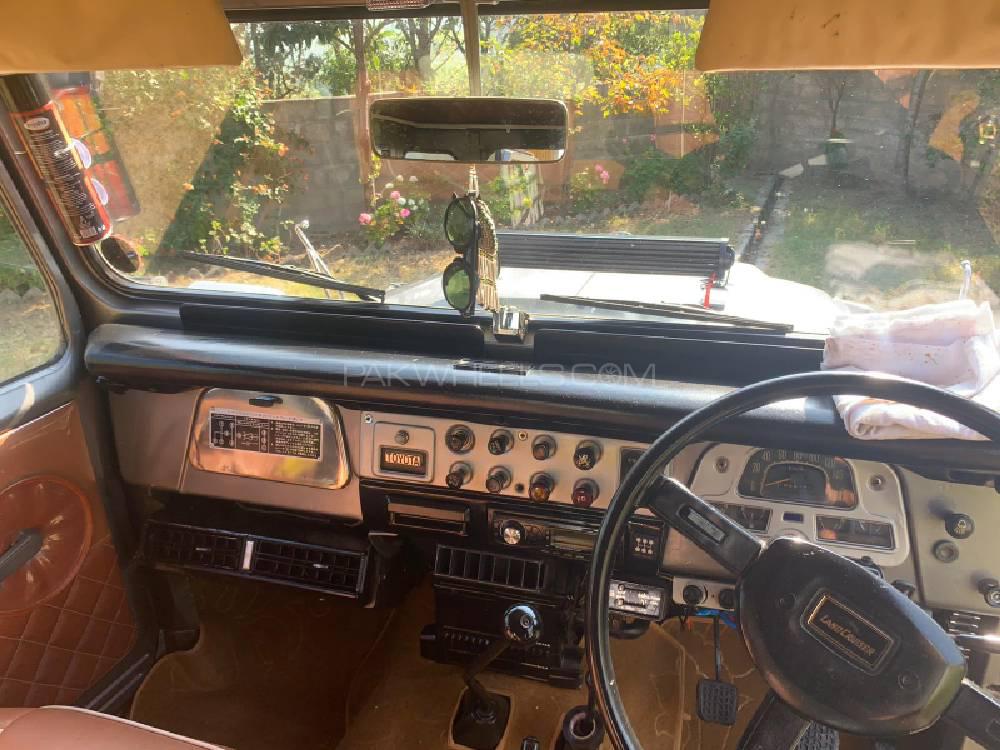 Toyota Land Cruiser 1983 for Sale in Mansehra Toyota Land Cruiser 1983 for Sale in Mansehra Image-16