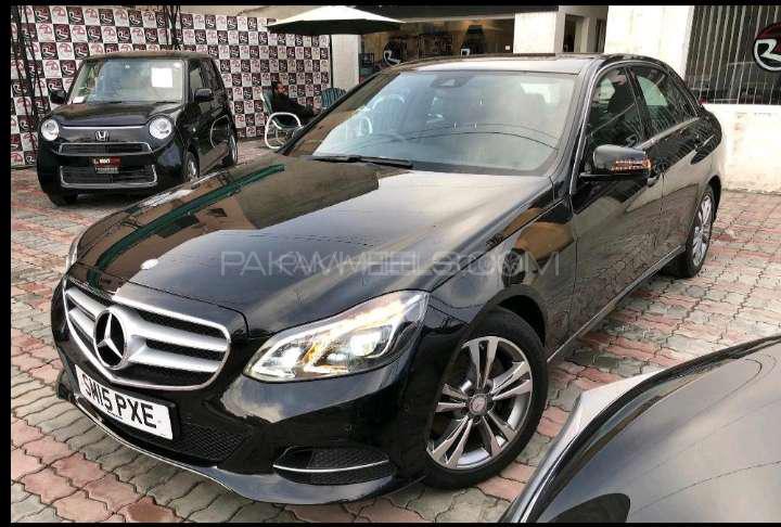 Mercedes Benz E Class 2015 for Sale in Lahore Mercedes Benz E Class 2015 for Sale in Lahore Image-3