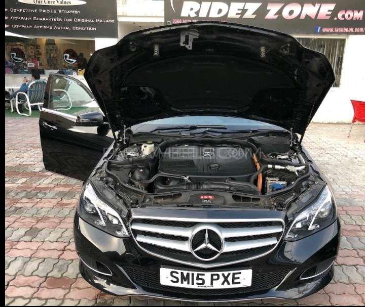 Mercedes Benz E Class 2015 for Sale in Lahore Mercedes Benz E Class 2015 for Sale in Lahore Image-5