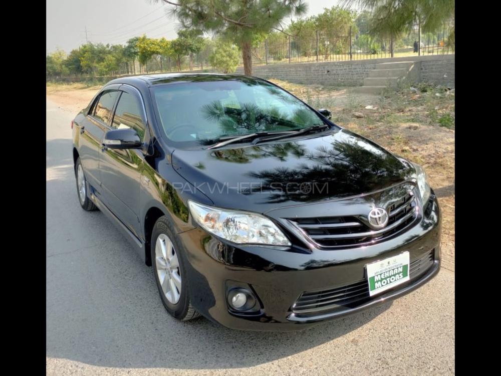Toyota Corolla 2013 for Sale in Peshawar Image-1