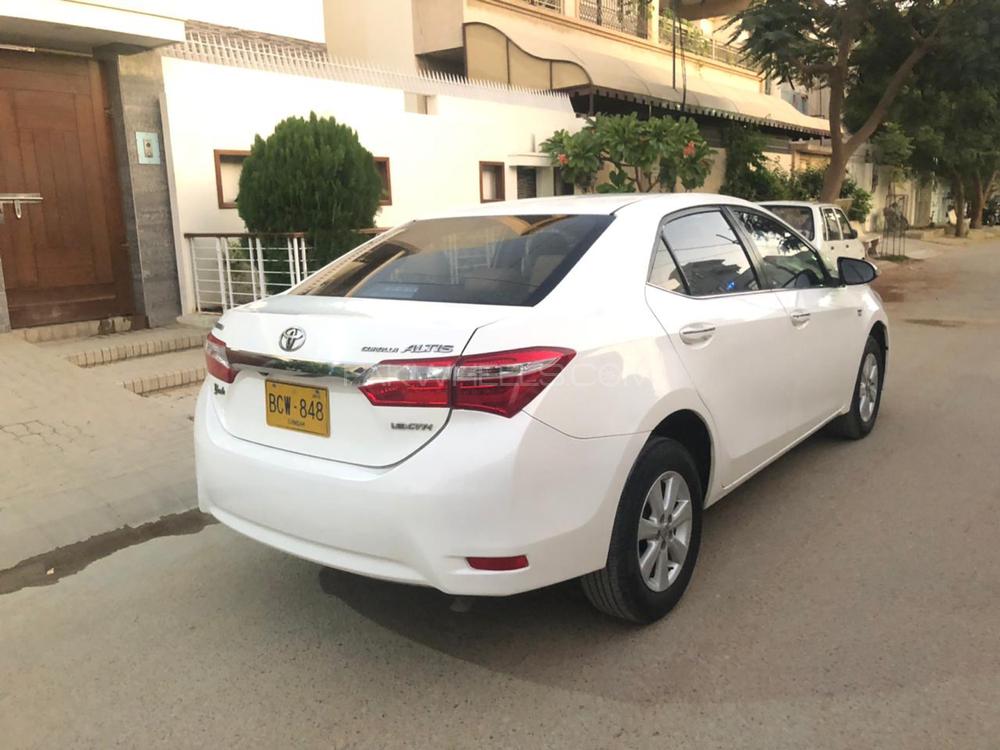 Toyota Corolla 2015 for Sale in Karachi Toyota Corolla 2015 for Sale in Karachi Image-4
