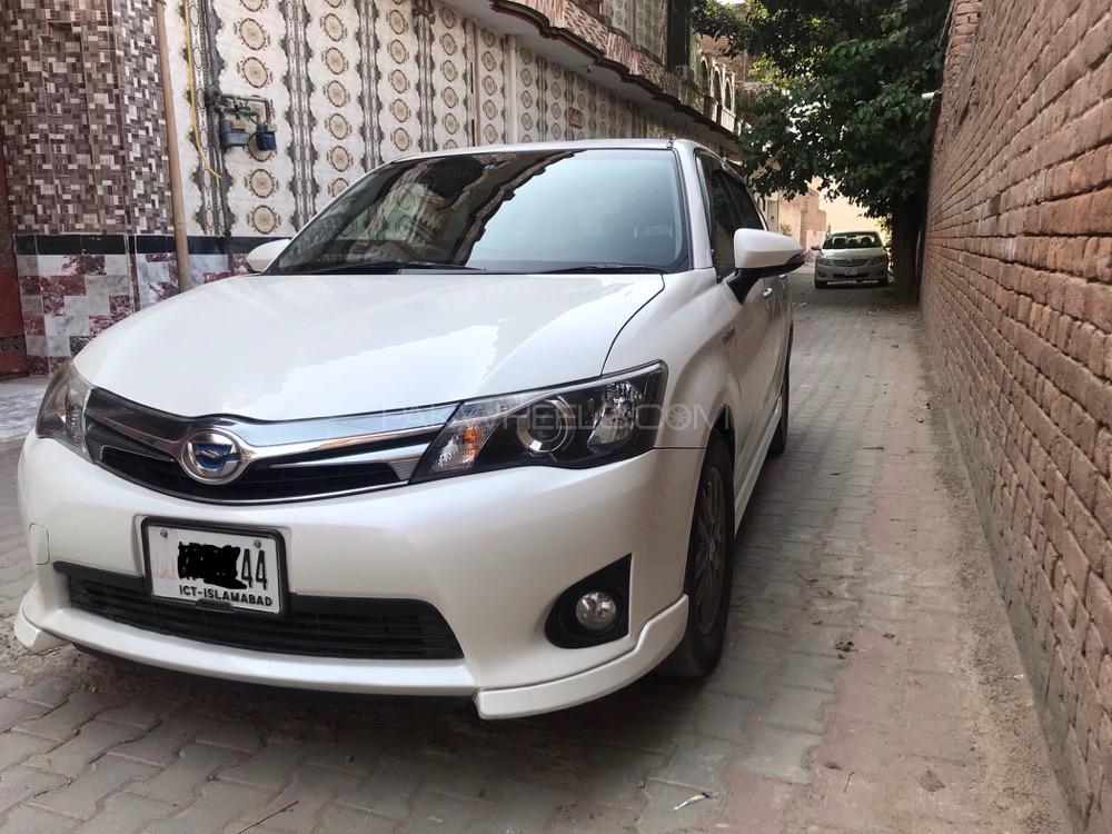 Toyota Corolla Axio 2014 for Sale in Peshawar Toyota Corolla Axio 2014 for Sale in Peshawar Image-2