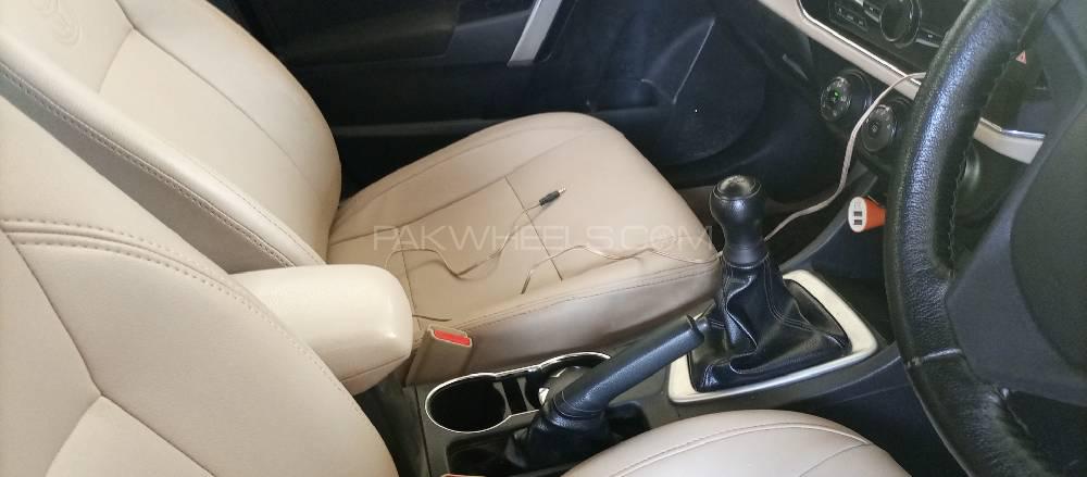 Toyota Corolla 2016 for Sale in Sahiwal Toyota Corolla 2016 for Sale in Sahiwal Image-5