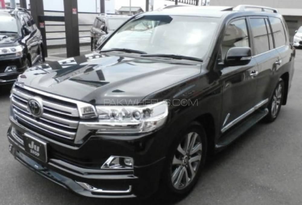 Toyota Land Cruiser 2017 for Sale in Karachi Toyota Land Cruiser 2017 for Sale in Karachi Image-6