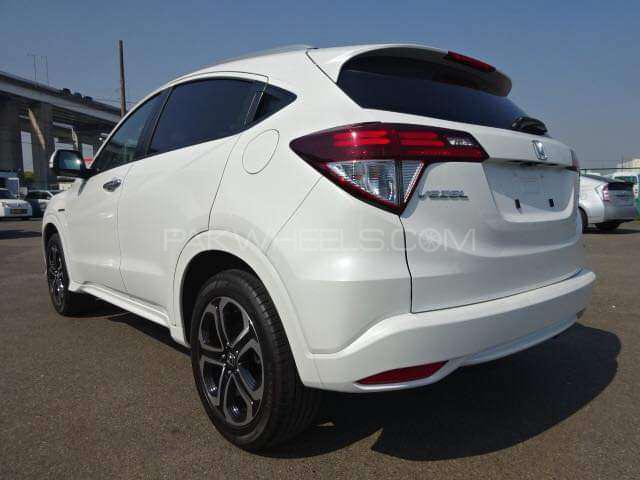 Honda Vezel 2014 for Sale in Karachi Honda Vezel 2014 for Sale in Karachi Image-4