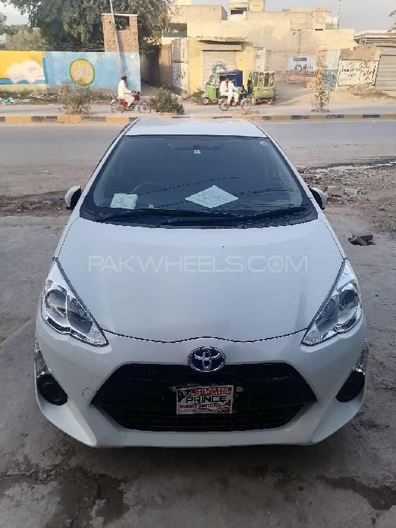 Toyota Aqua 2015 for Sale in Peshawar Toyota Aqua 2015 for Sale in Peshawar Image-7