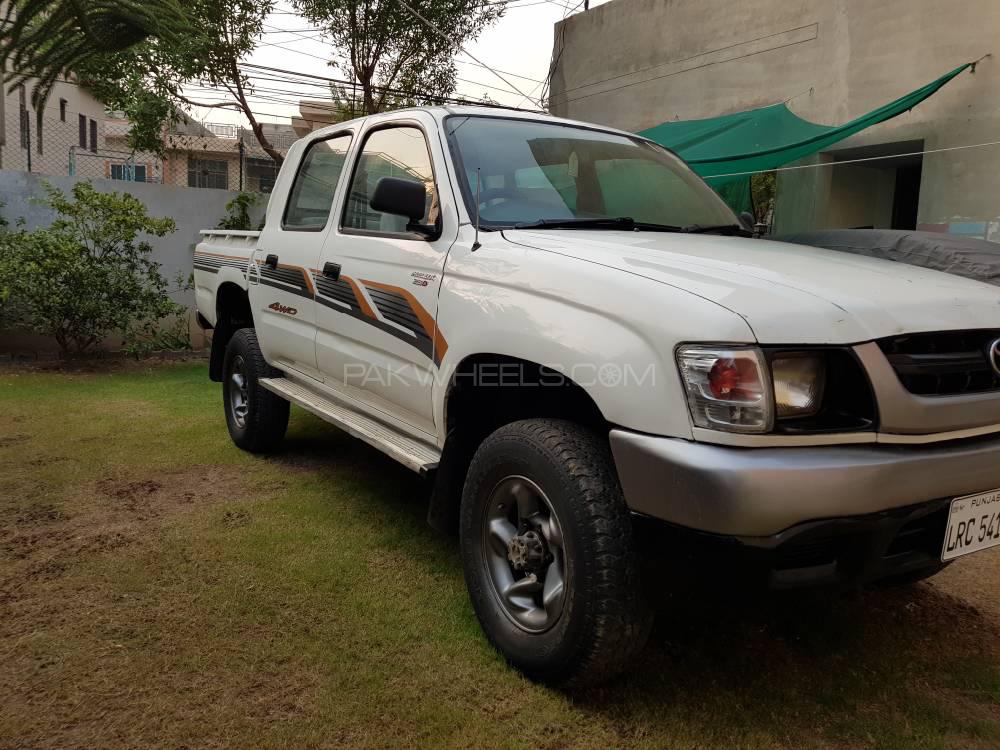Toyota Hilux 2002 for Sale in Lahore Toyota Hilux 2002 for Sale in Lahore Image-2