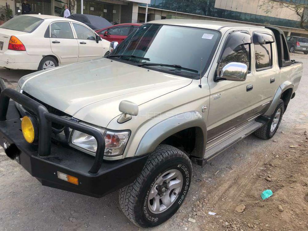 Toyota Hilux 2001 for Sale in Islamabad Image-1