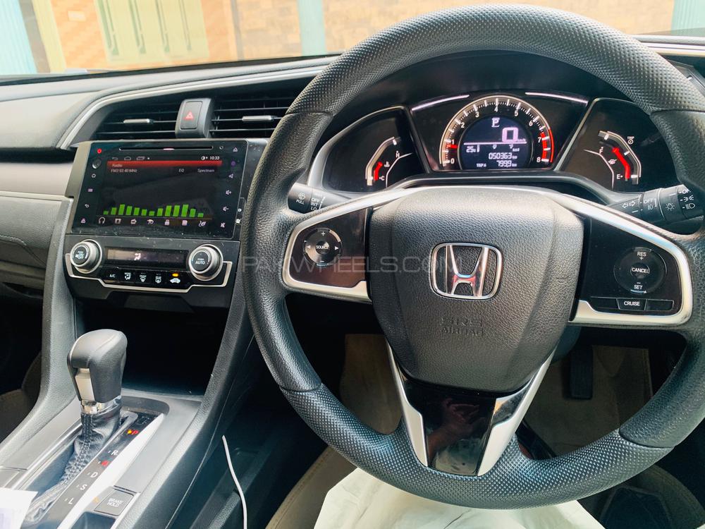 Honda Civic 2018 for Sale in Peshawar Honda Civic 2018 for Sale in Peshawar Image-6