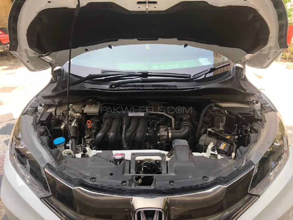 Honda Vezel 2017 for Sale in Haripur Honda Vezel 2017 for Sale in Haripur Image-3