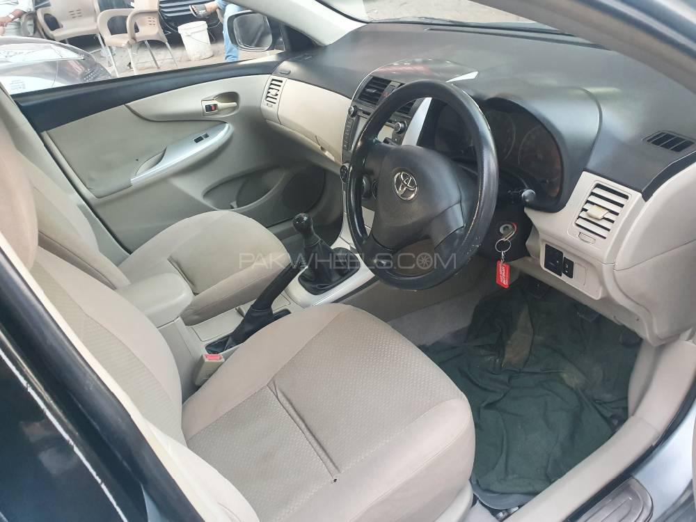 Toyota Corolla 2014 for Sale in Karachi Toyota Corolla 2014 for Sale in Karachi Image-9