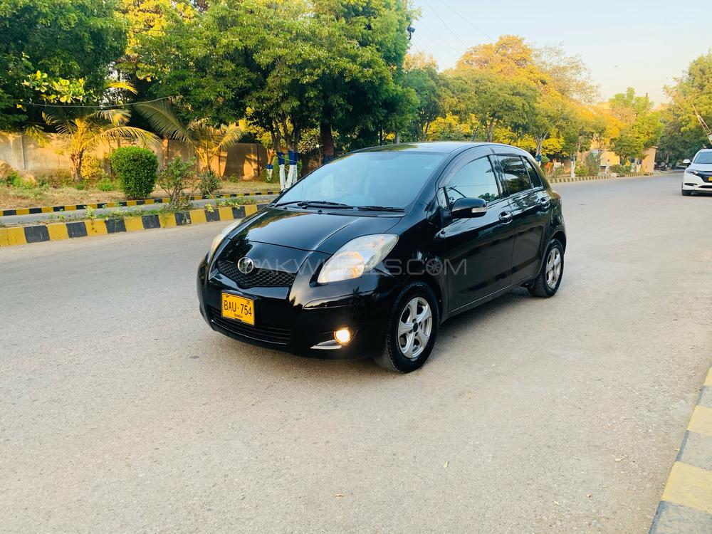 Toyota Vitz 2010 for Sale in Karachi Toyota Vitz 2010 for Sale in Karachi Image-3
