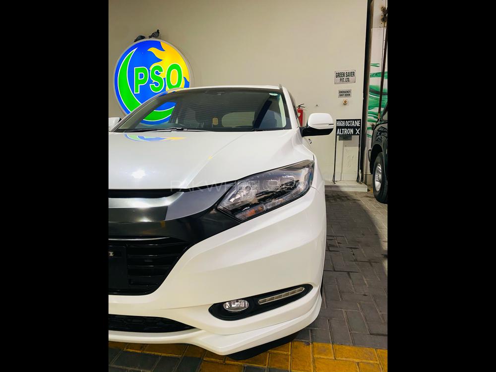 Honda Vezel 2015 for Sale in Multan Honda Vezel 2015 for Sale in Multan Image-4