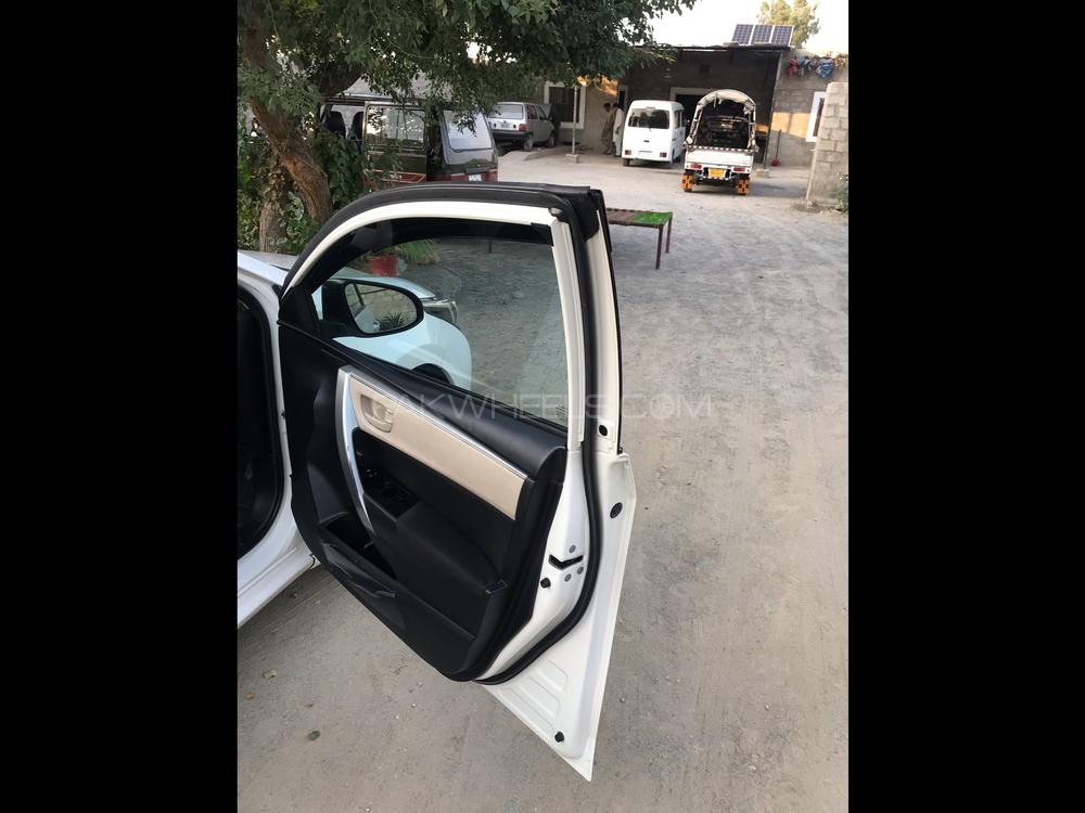 Toyota Corolla 2017 for Sale in Attock Toyota Corolla 2017 for Sale in Attock Image-6