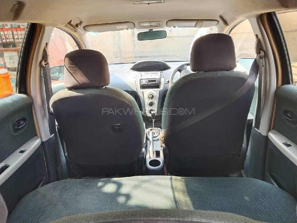 Toyota Vitz 2005 for Sale in Okara Toyota Vitz 2005 for Sale in Okara Image-8