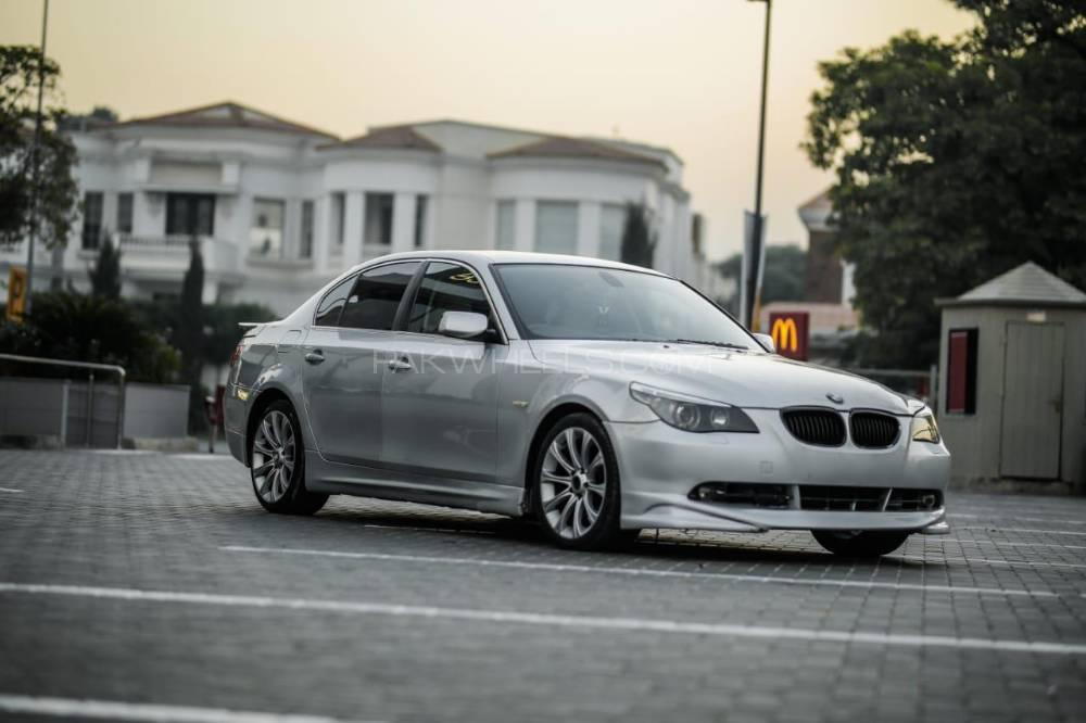 بی ایم ڈبلیو 5 سیریز 2005 for Sale in لاہور بی ایم ڈبلیو 5 سیریز 2005 for Sale in لاہور Image-2